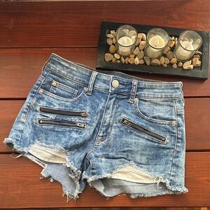 Distressed Acid-Wash Mid-rise Denim Shorts with Zip Details - 4